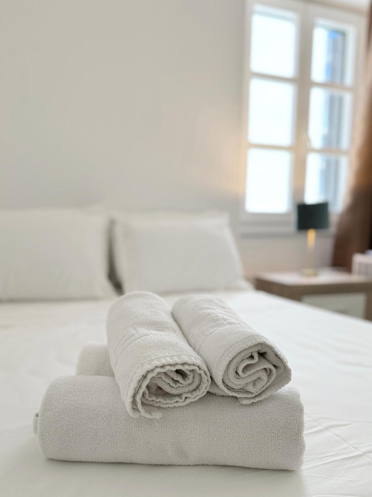 Deluxe City Centre Two Bedroom - Grand Central House غيبرالتار المظهر الخارجي الصورة