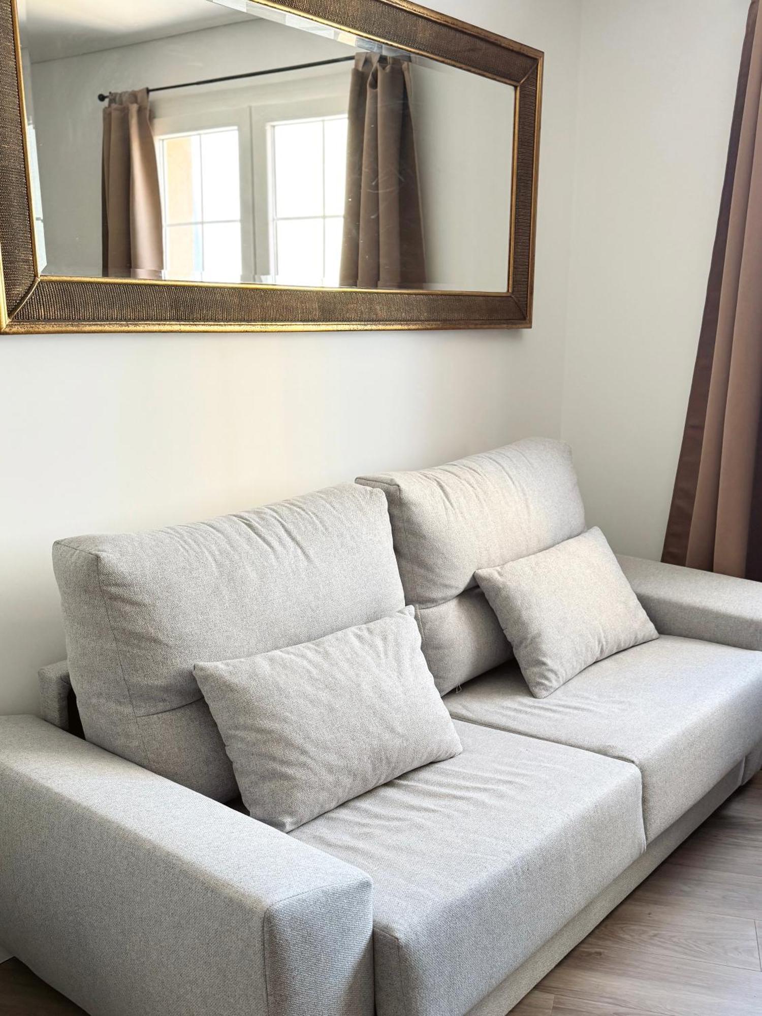 Deluxe City Centre Two Bedroom - Grand Central House غيبرالتار المظهر الخارجي الصورة